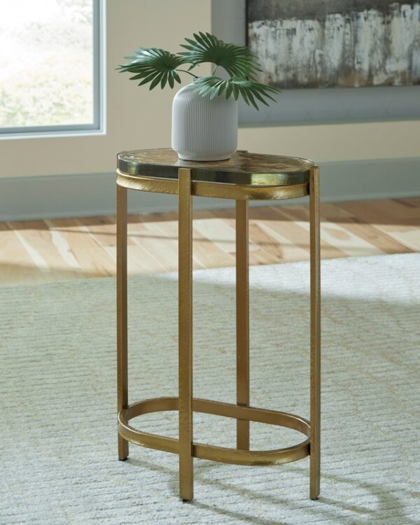 a4000716_orig.jpg A4000716 - Accent Table