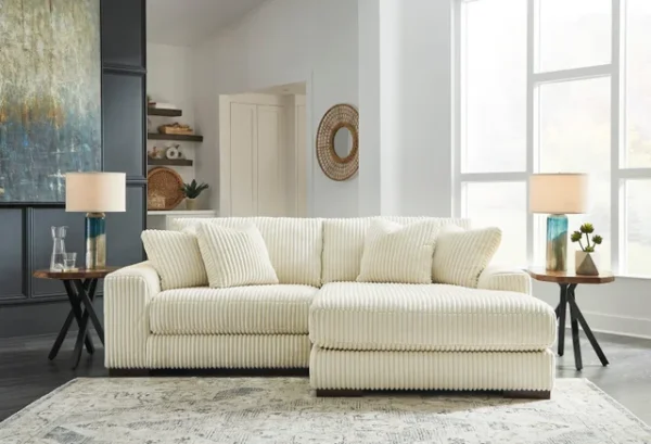 s388224282203948371_p1978_i4_w3520.webp Ashley 21104 - 2PC Sectional (RAF/LAF)