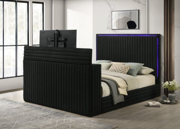 villa-black-3_orig.jpg Villa Black Platform Bed - Queen, King